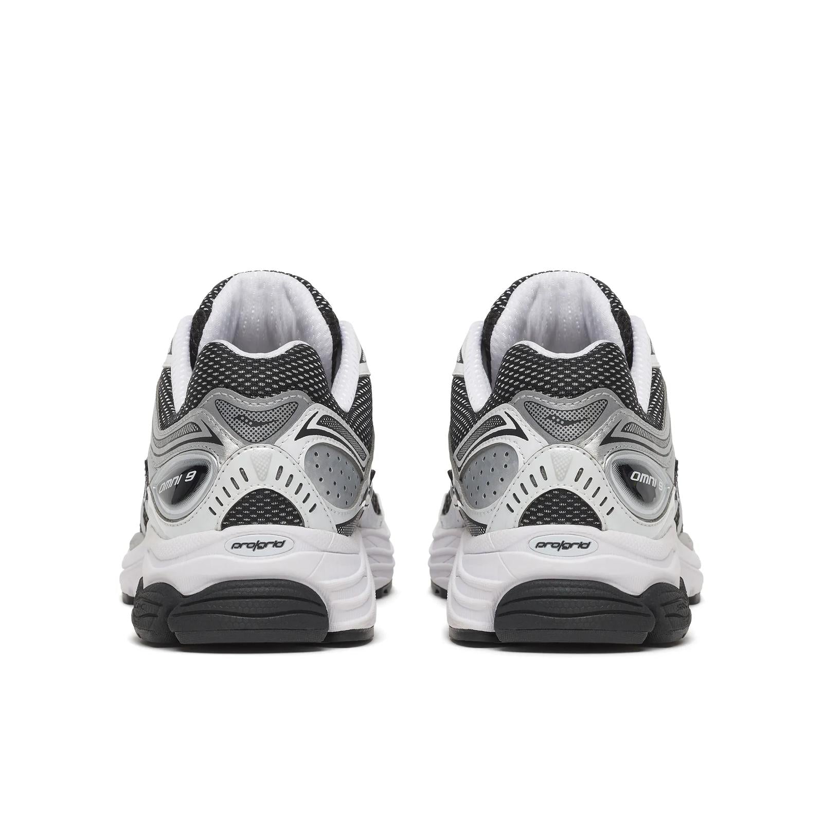 Omni 9 - black / white